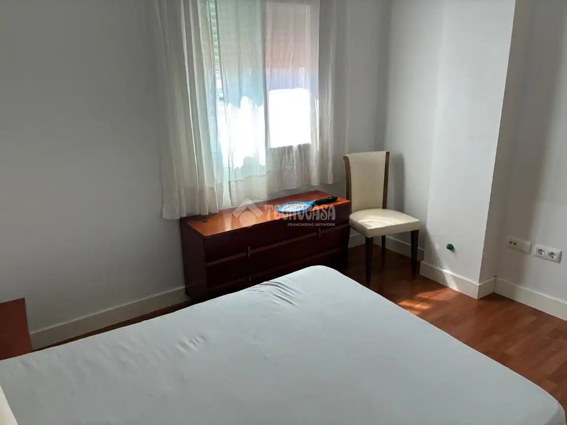 Habitación de Ático de alquiler en Sevilla con Aire acondicionado, Terraza y Piscina