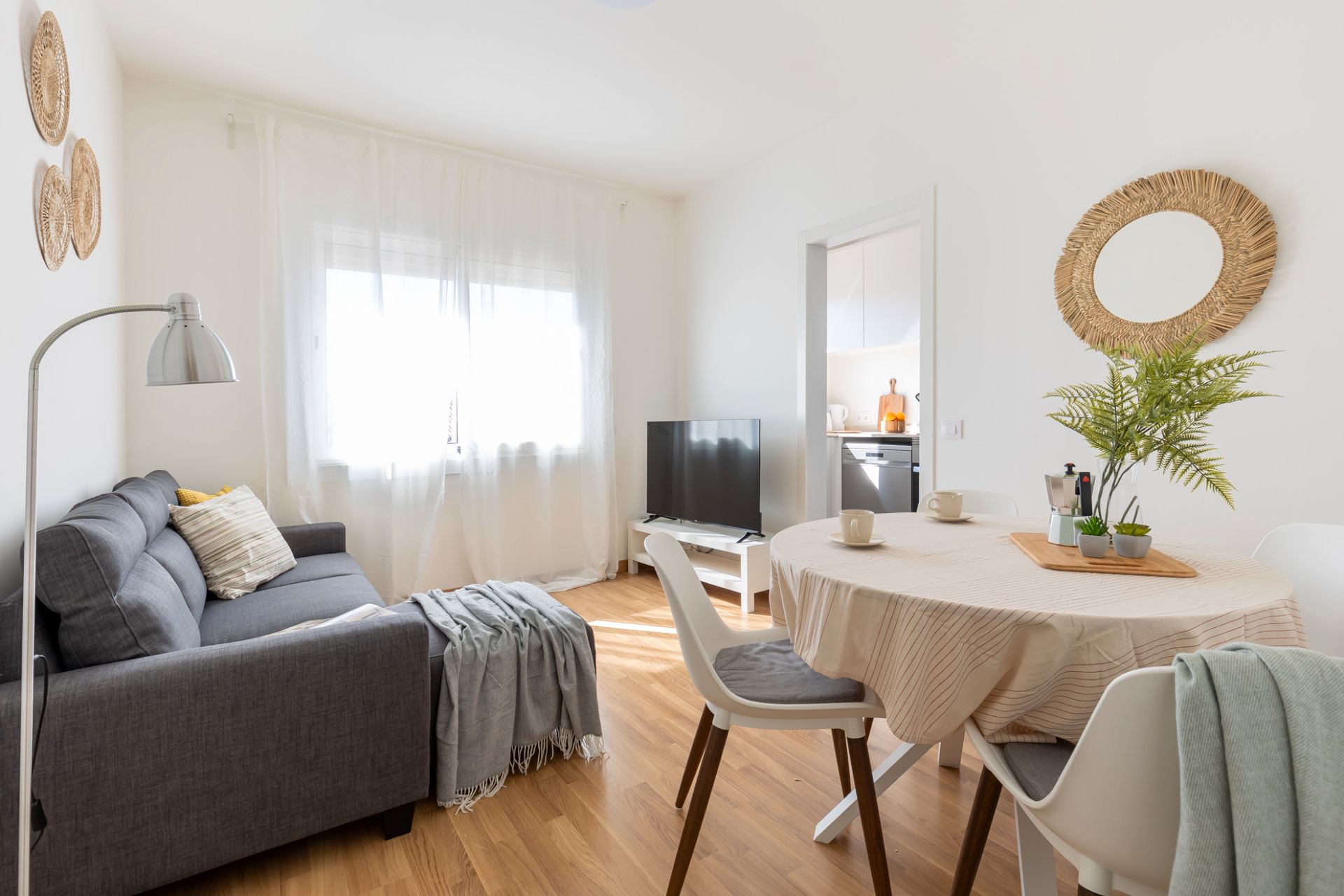 Living room of Flat to rent in Terrassa  with Heating, Parquet flooring and Terrace
