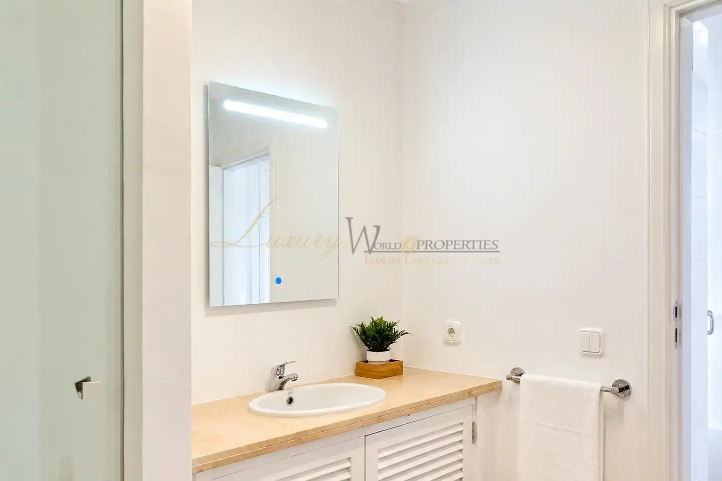 Bany de Apartament en venda en Santiago del Teide amb Terrassa i Piscina comunitària