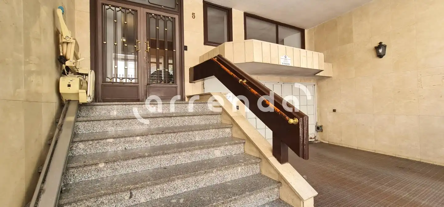 Piso de alquiler en Del Amor De Dios, Cortes - Huertas