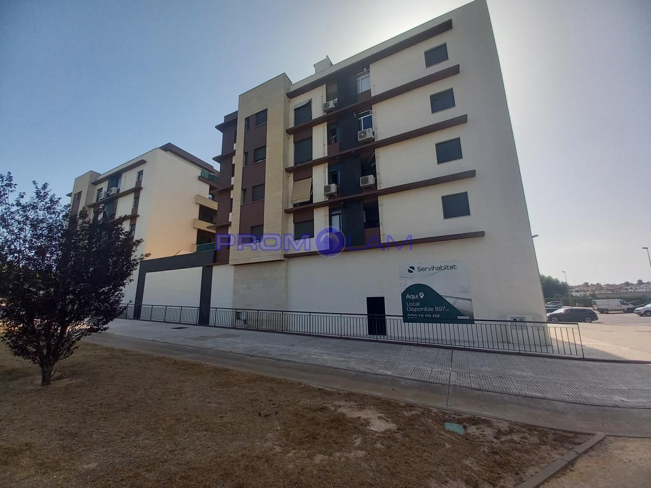 Exterior view of Premises for sale in Mairena del Aljarafe