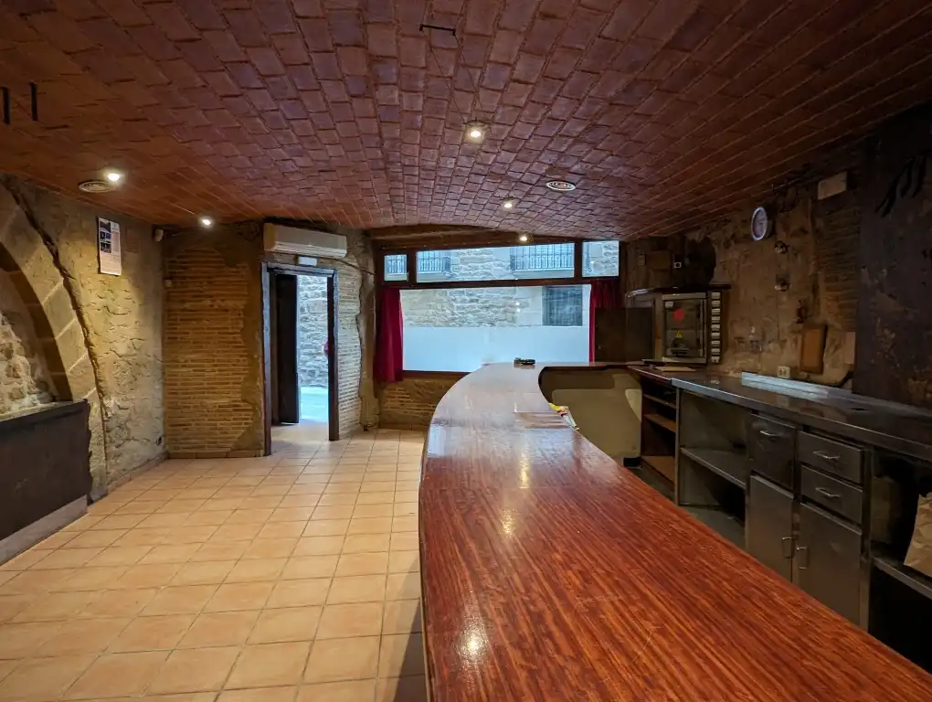 Houses for sale in Cretas  with Terrace, Storage room and Balcony