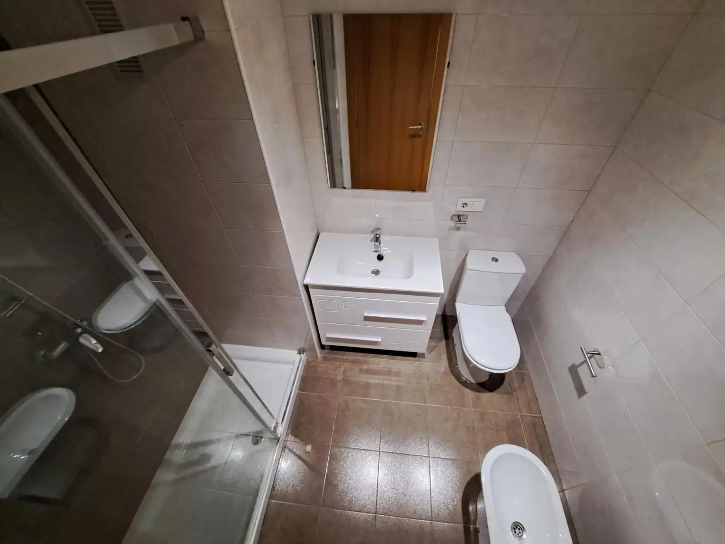 Baño de Piso en venta en Alzira con Aire acondicionado, Parquet y Terraza