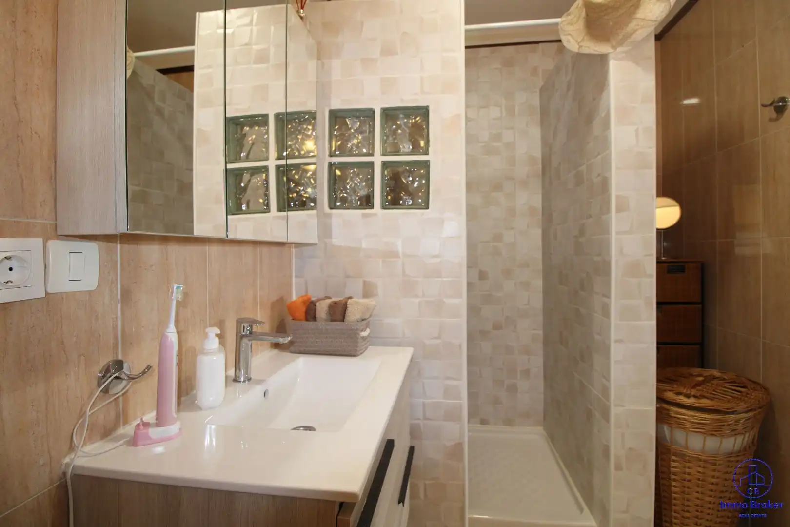Badezimmer von Wohnung zum Verkauf in Adeje mit Abstellraum und Gemeinschaftspool