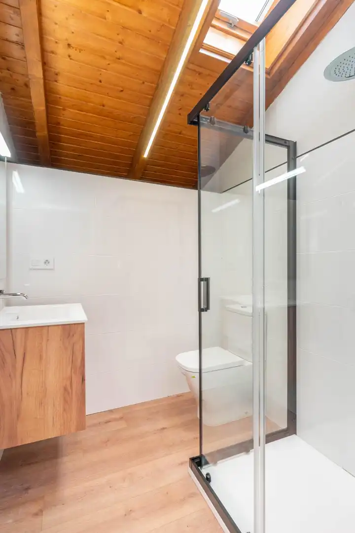Baño de Casa o chalet en venta en Grado con Calefacción, Terraza y Trastero