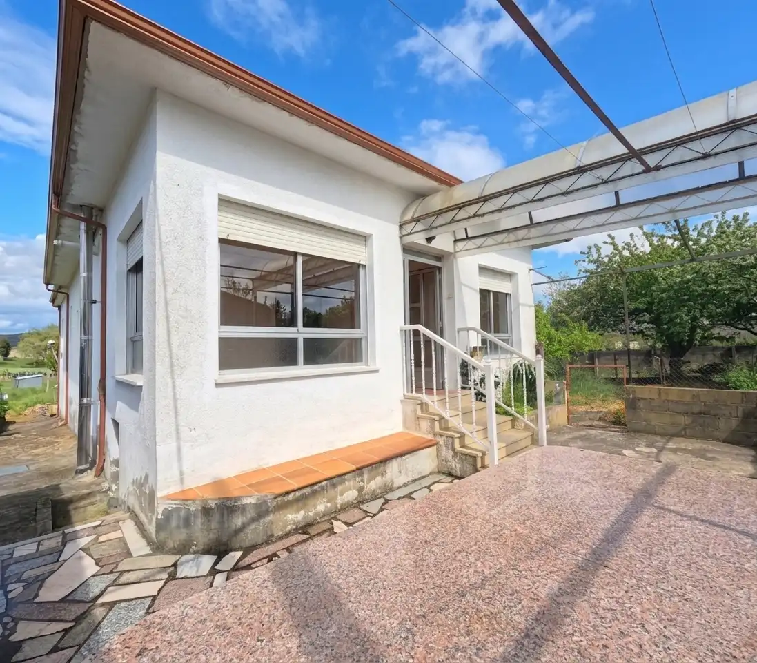 Vista exterior de Casa o chalet en venta en Vilardevós con Calefacción, Jardín privado y Terraza