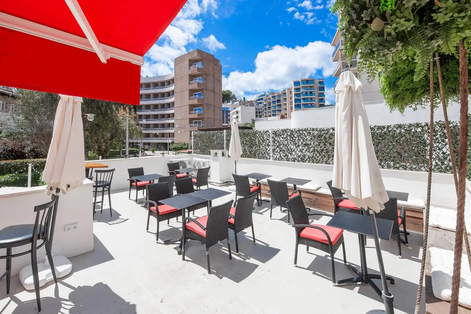 Terrasse von Geschaftsraum zum Verkauf in  Palma de Mallorca mit Klimaanlage, Terrasse und Möbliert