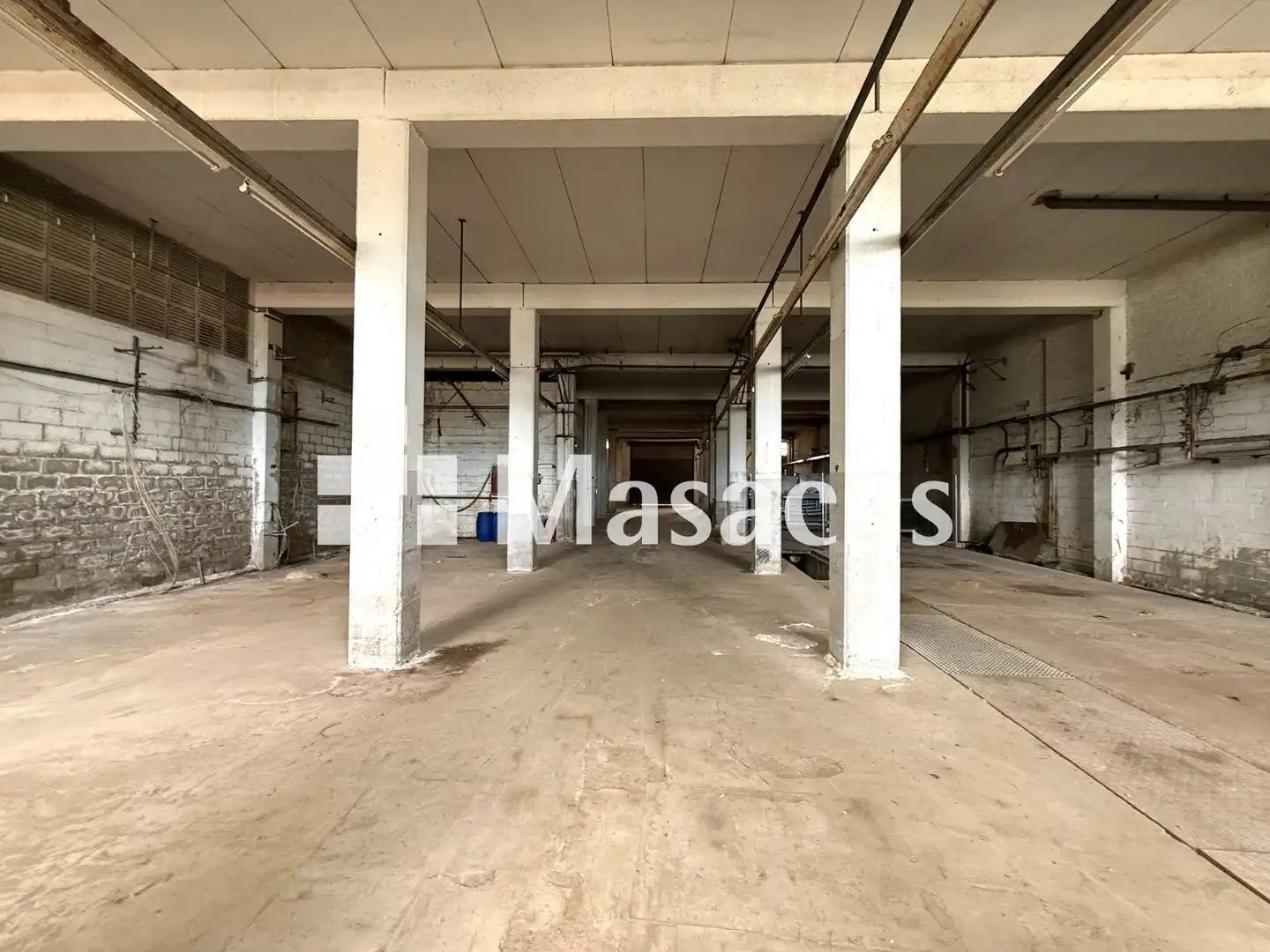 Industrial buildings for sale in Avinyó