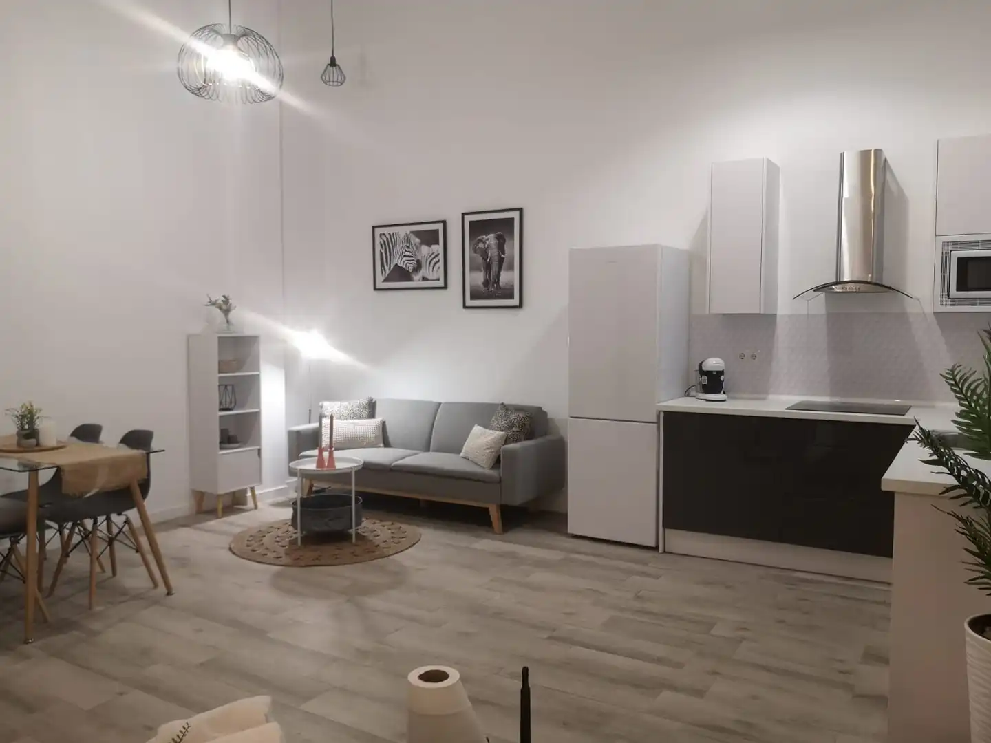 Wohnzimmer von Geschaftsraum zum Verkauf in Málaga mit Klimaanlage, Heizung und Möbliert