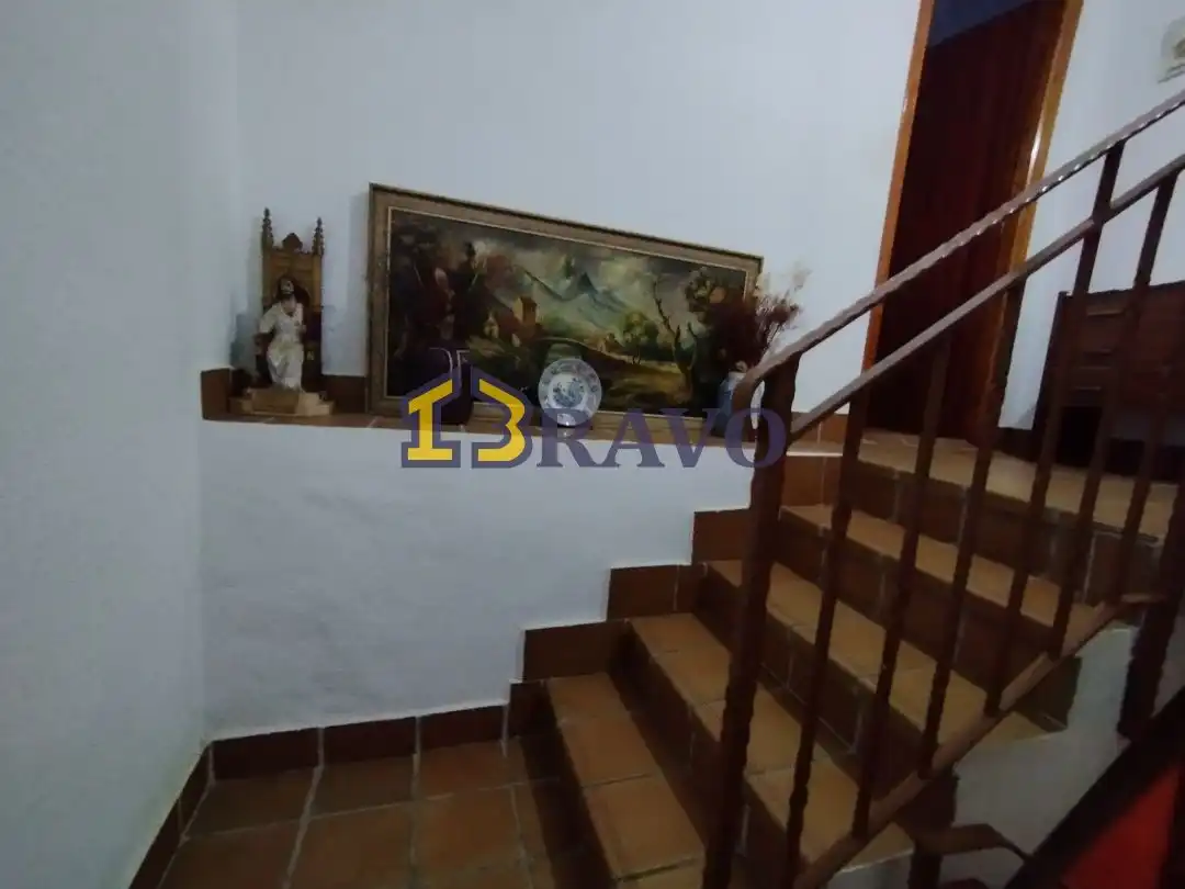 Casa adosada en venta en Junta de Traslaloma con Calefacción, Jardín privado y Amueblado