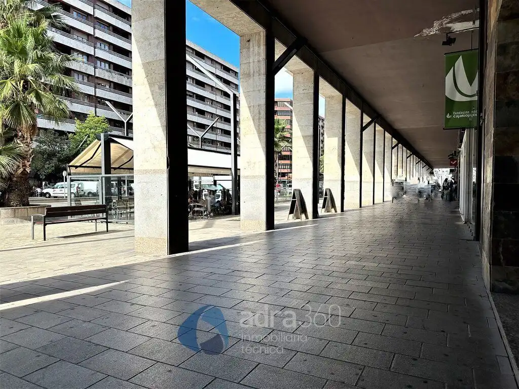 Pis de lloguer a Gran Vía Juan Carlos I, Gran Via