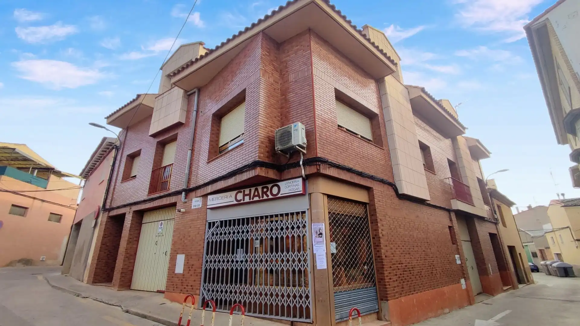 Single-family semi-detached for sale