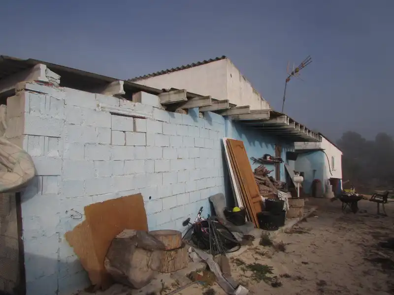 Exterior view of Industrial buildings for sale in Benigànim
