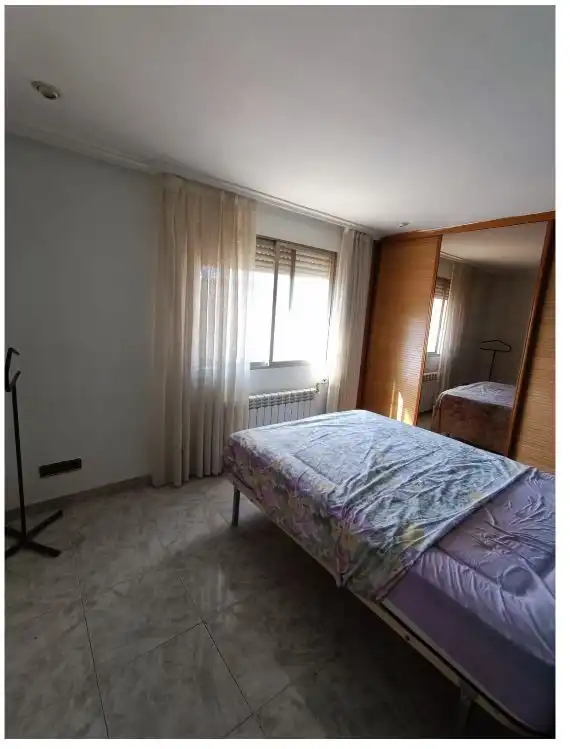 Habitación de Piso en venta en Zaragoza con Calefacción