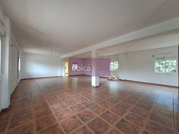 Oficina de lloguer a O Porriño