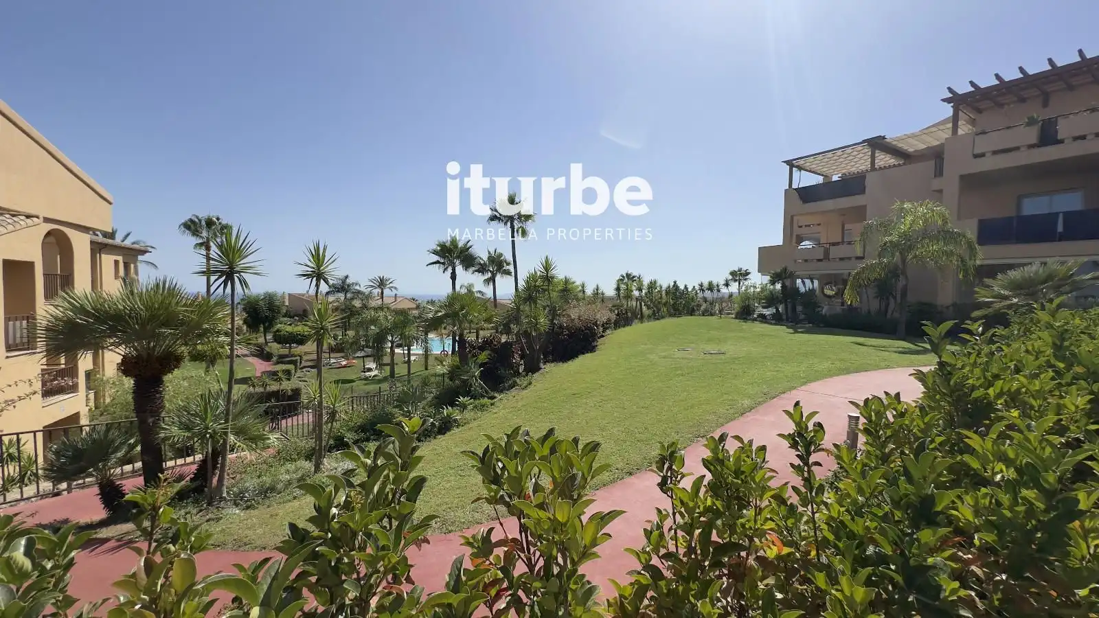 Garden of Flat for rent in Benahavís  with Air Conditioner, Terrace and Swimming Pool