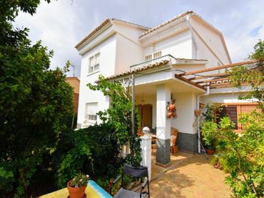 Casa bifamiliare con piscina in vendita a dels Timbals