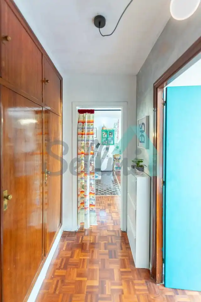 Piso de alquiler en Oviedo  con Calefacción, Parquet y Amueblado