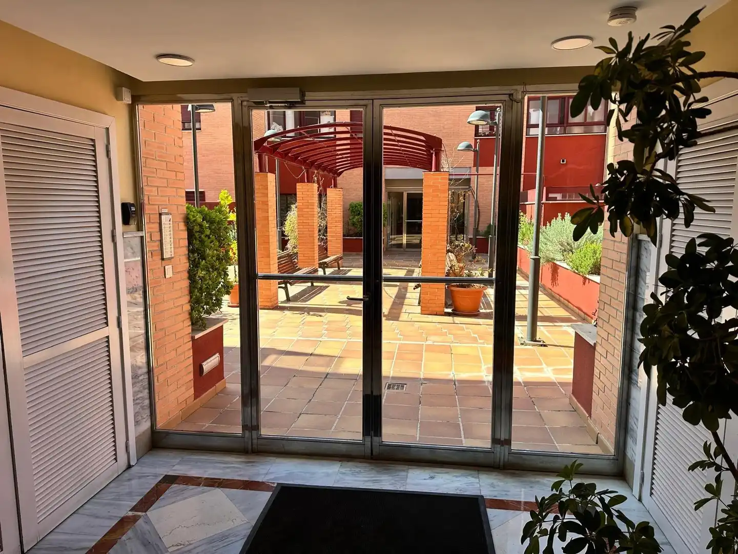 Wohnung zur Miete in Calle PROLGCION.JUAN XXIII, 21, Campus de la Salud