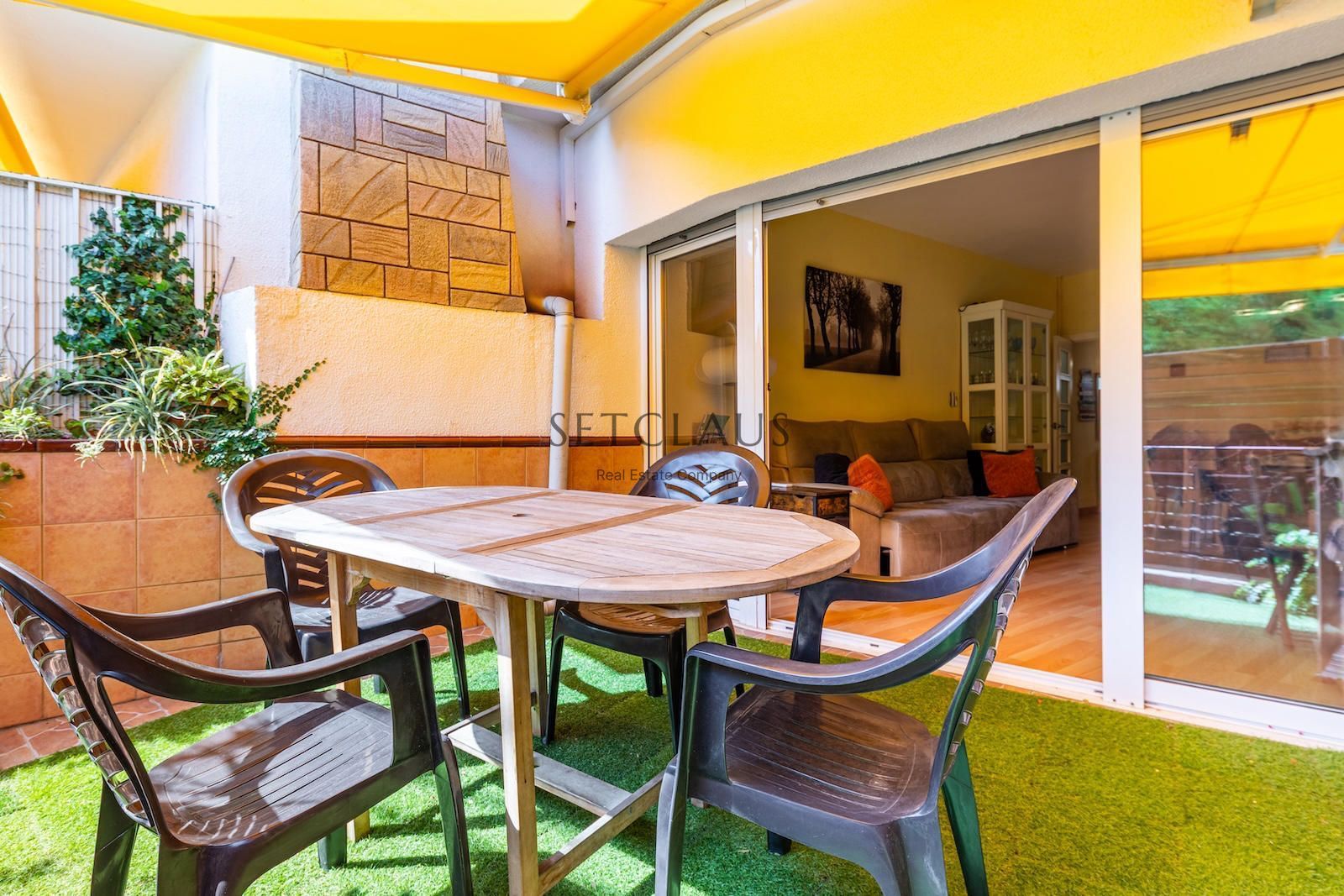 Terrace of Single-family semi-detached for sale in Alella  with Air Conditioner, Heating and Parquet flooring