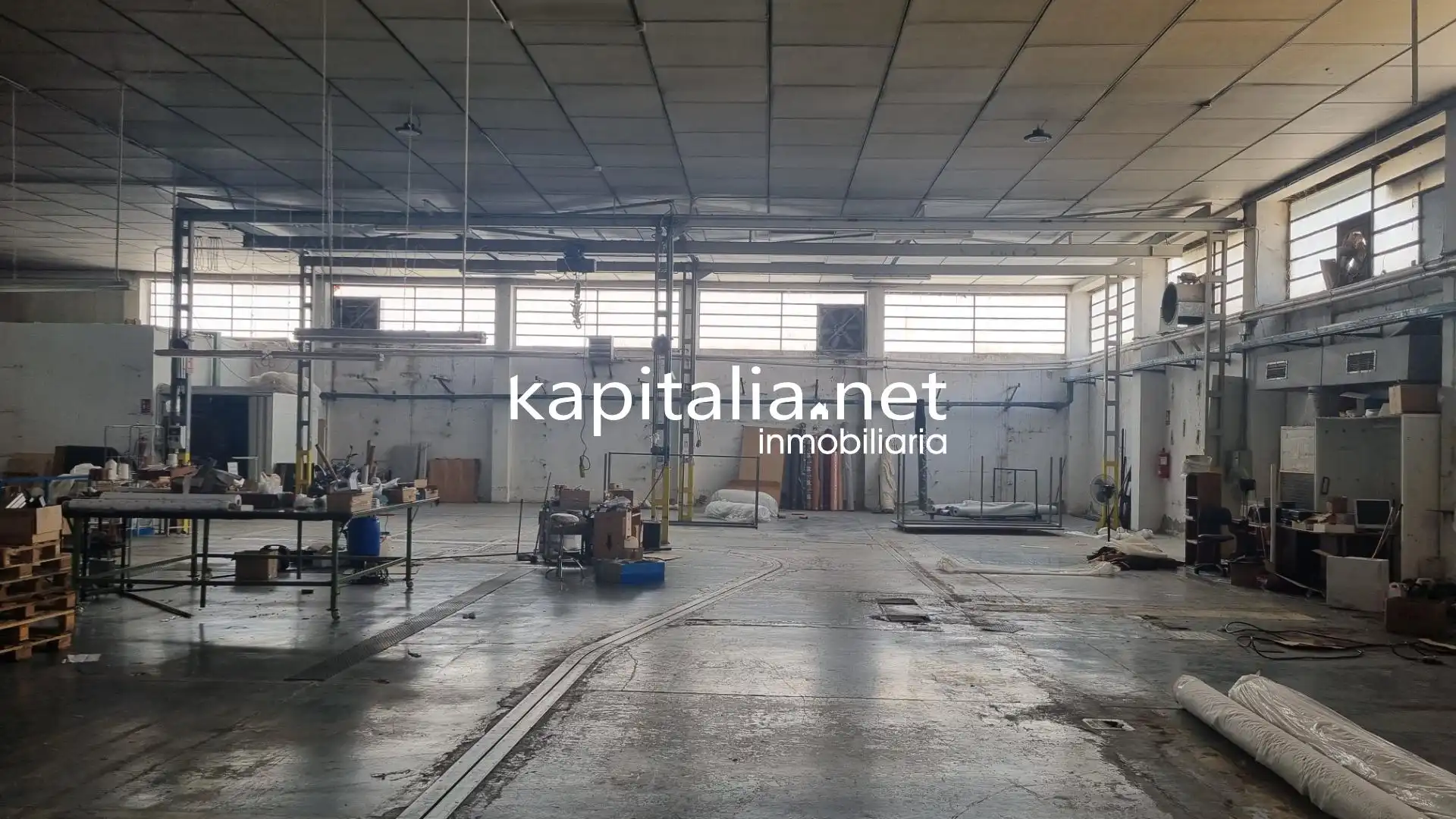 Nave industrielle à louer à Sant Josep - Zona Hospital