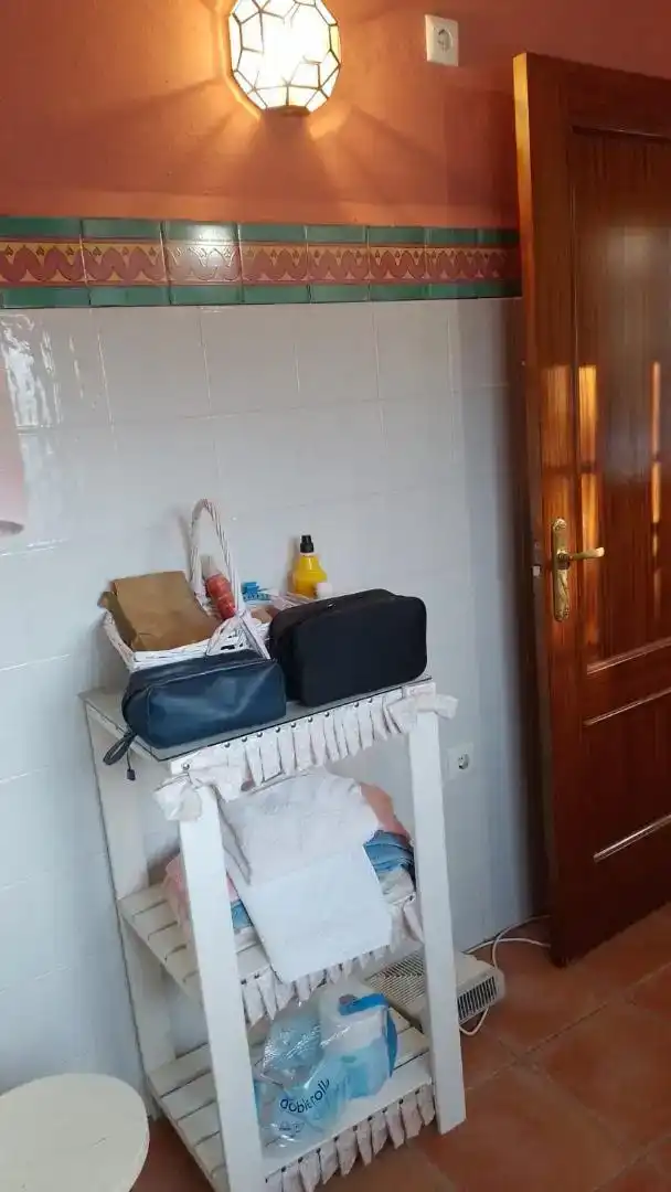 Bany de Finca rústica en venda en Peñaflor amb Aire condicionat, Jardí privat i Traster