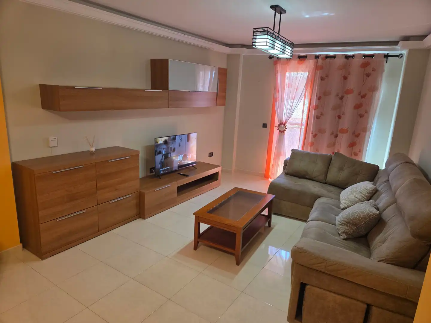Flat with lift to rent in Camino Viejo de Vélez, imagen 2