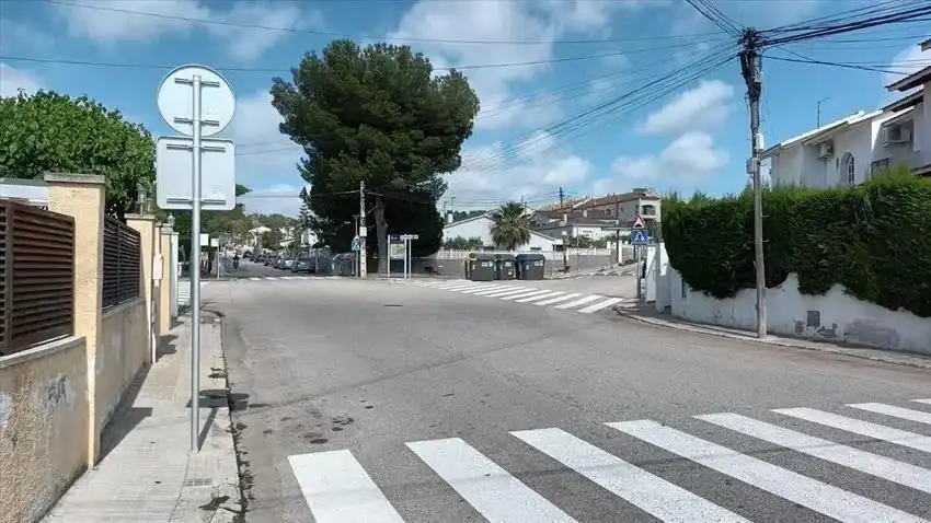 Casa con piscina in vendita a Carrer SEGRE 1, imagen 2