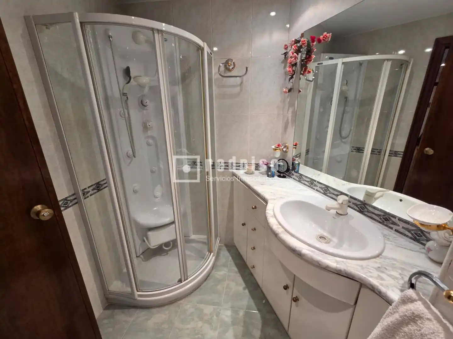 Baño de Piso en venta en Madrid con Aire acondicionado, Calefacción y Parquet