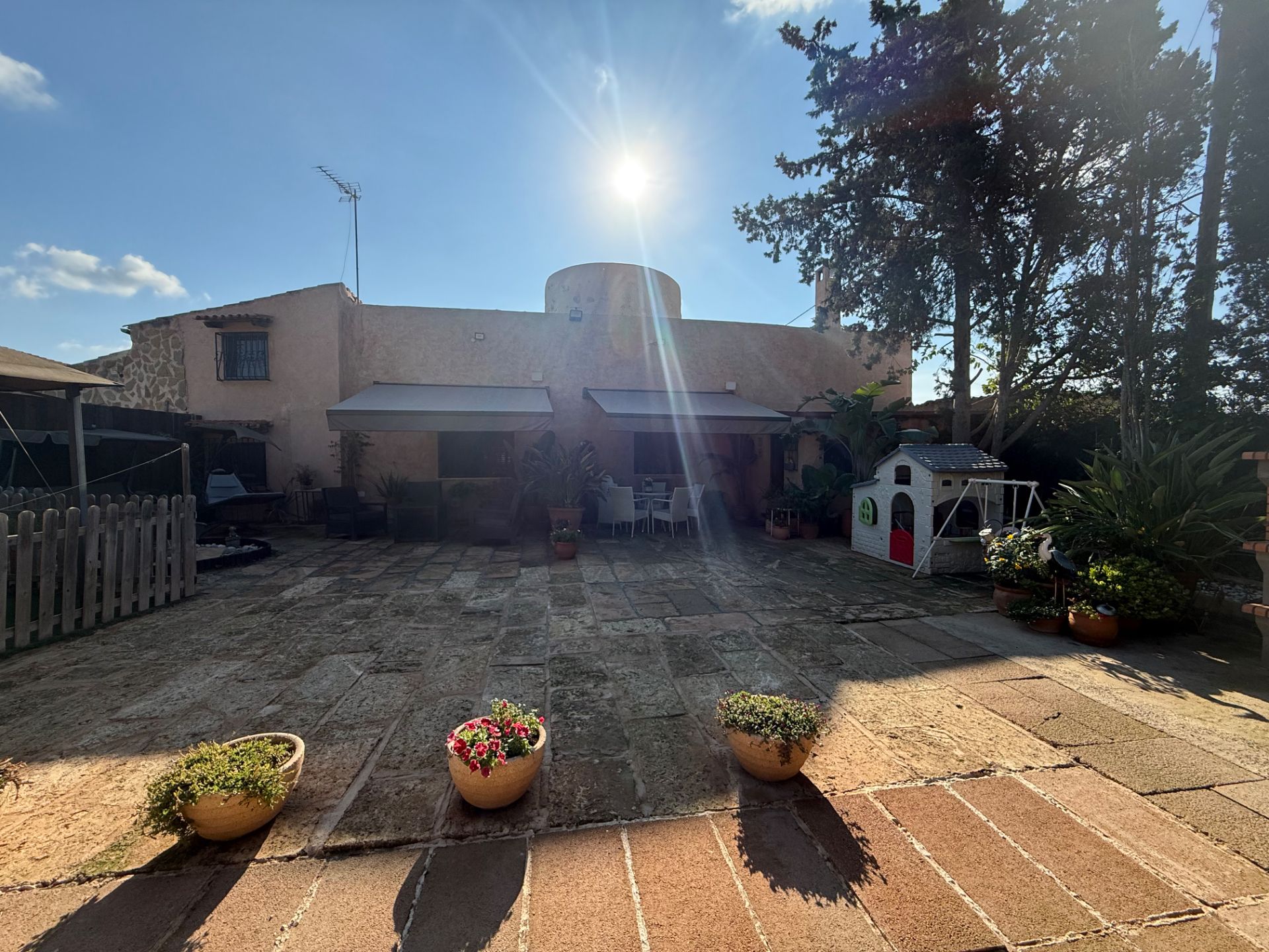 Vista exterior de Casa o xalet en venda en Llucmajor amb Aire condicionat, Calefacció i Jardí privat