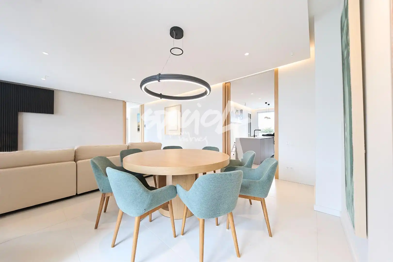 Comedor de Ático de alquiler en Pozuelo de Alarcón con Aire acondicionado, Calefacción y Jardín privado
