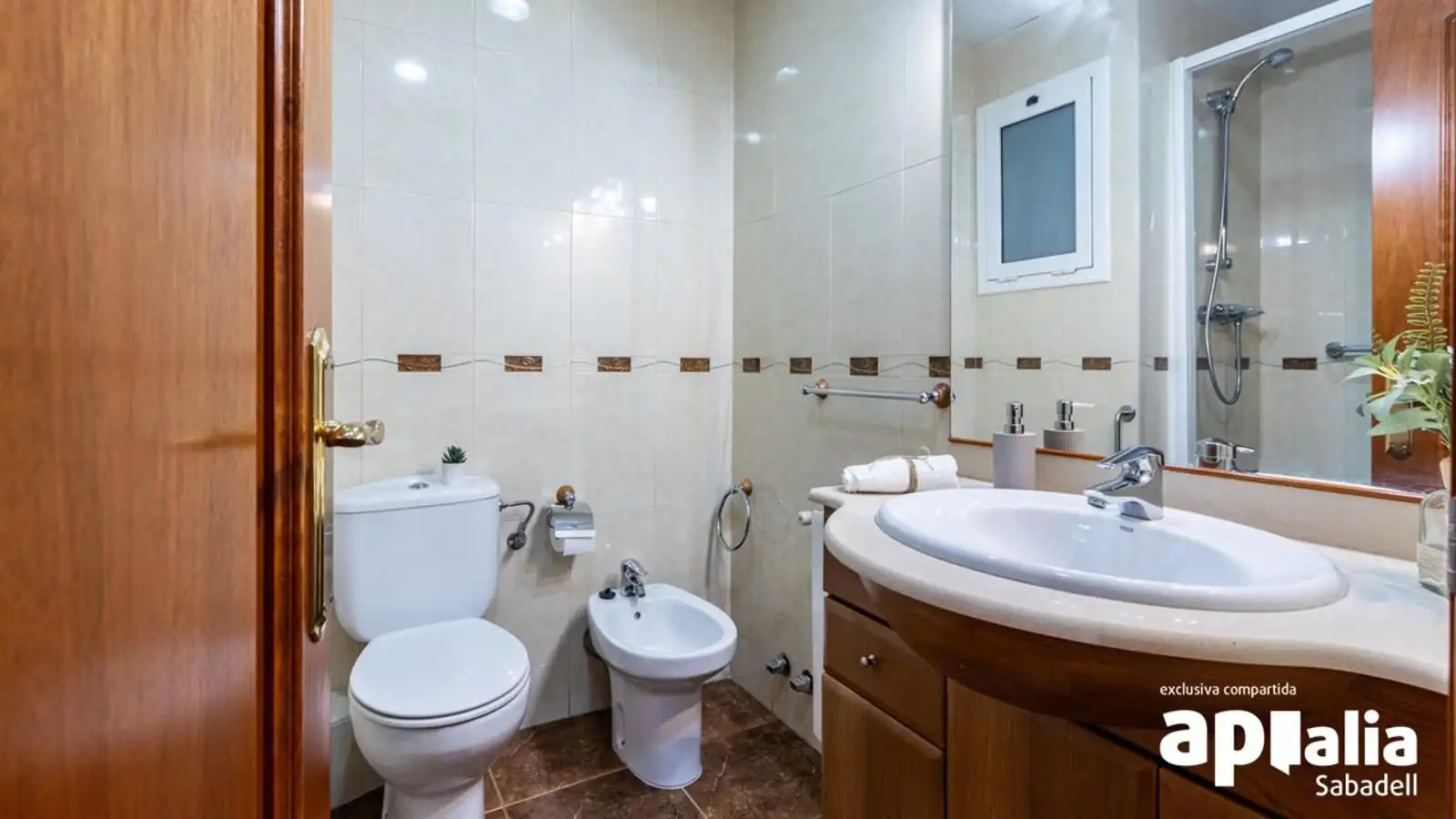 Baño de Piso en venta en Sabadell con Aire acondicionado, Calefacción y Terraza