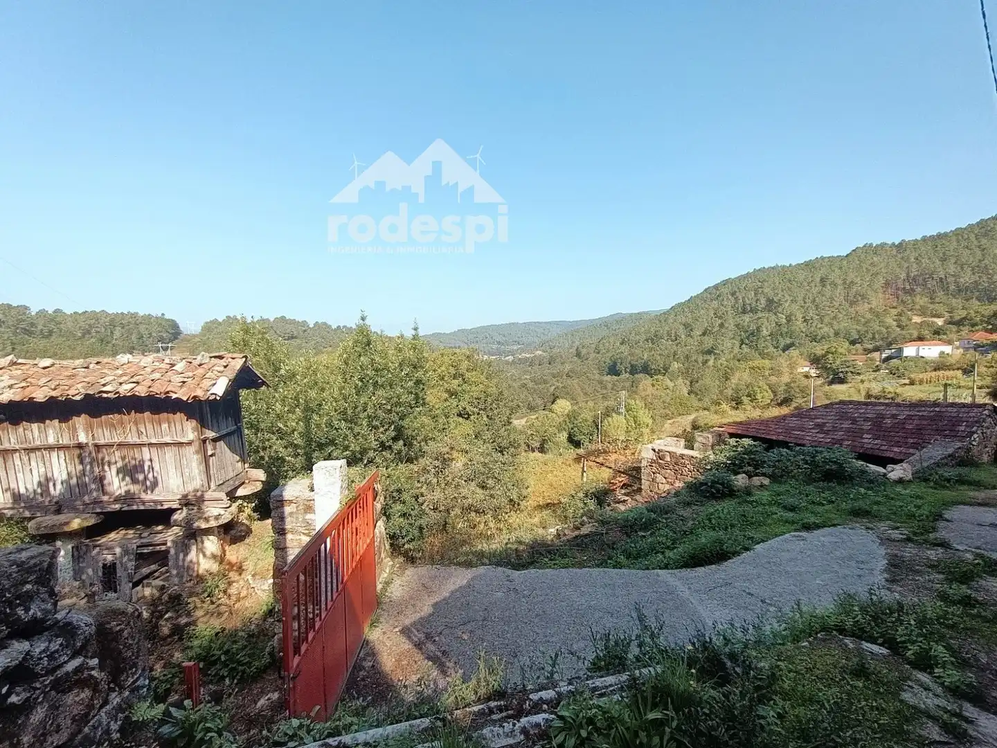 Houses for sale in Padrenda  with Storage room and Furnished