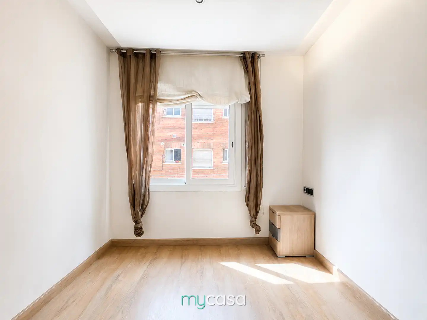Habitación de Piso en venta en Badalona con Aire acondicionado, Calefacción y Parquet