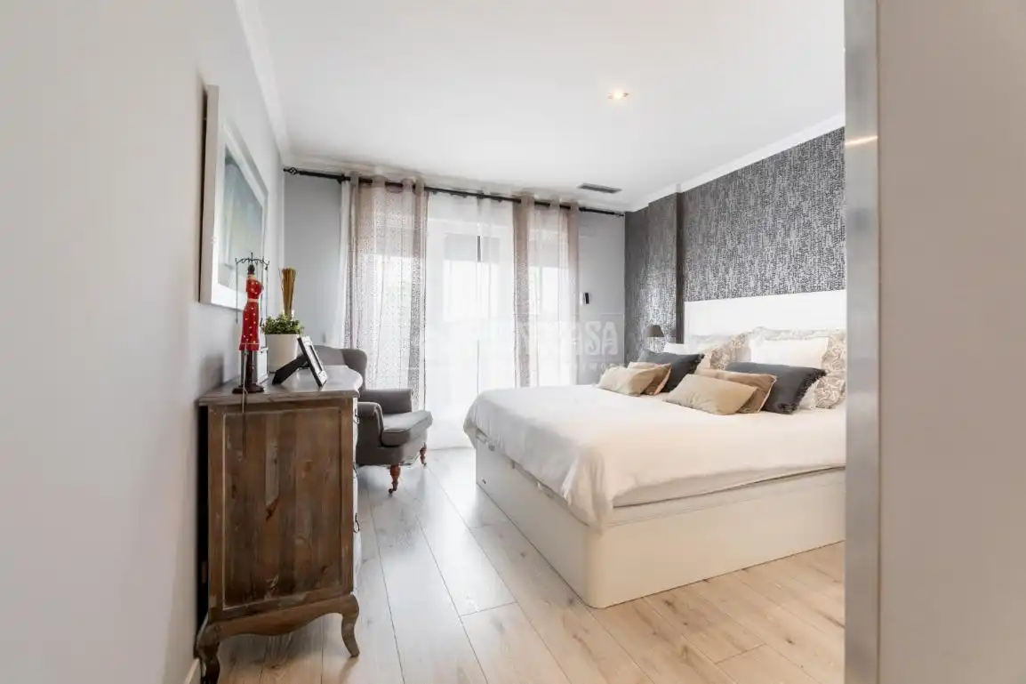 Habitación de Casa adosada en venta en Torrelodones con Calefacción, Terraza y Balcón