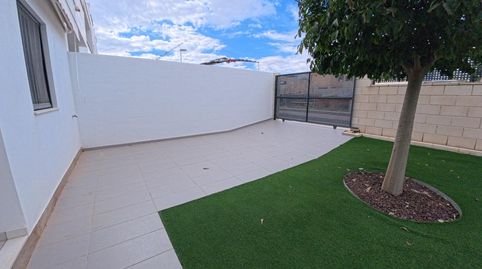 Amplio apartamento de esquina en planta baja con parcela y estudio exterior, imatge 3