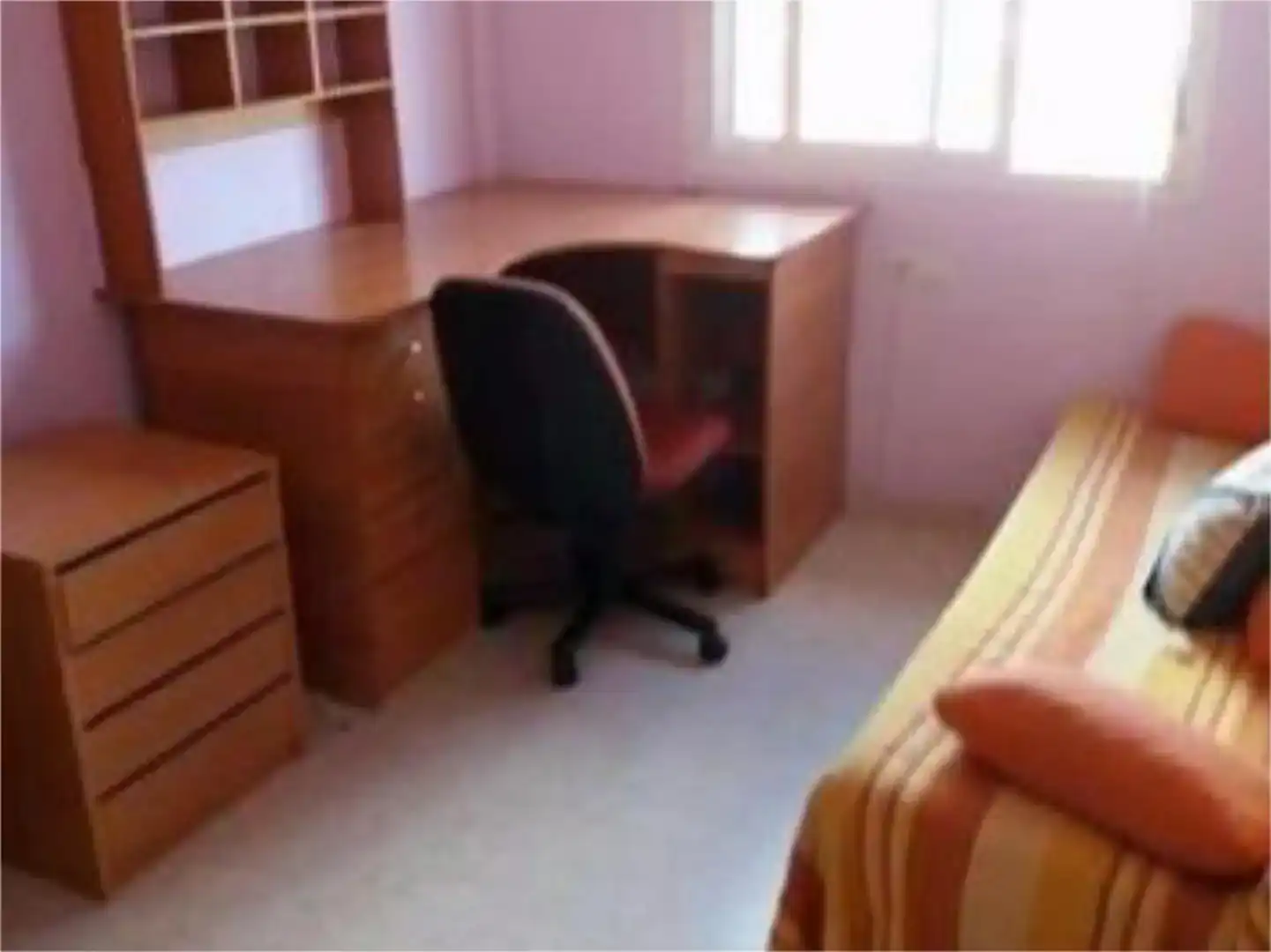 Schlafzimmer von Wohnung zur Miete in Los Barrios mit Parkett und Möbliert