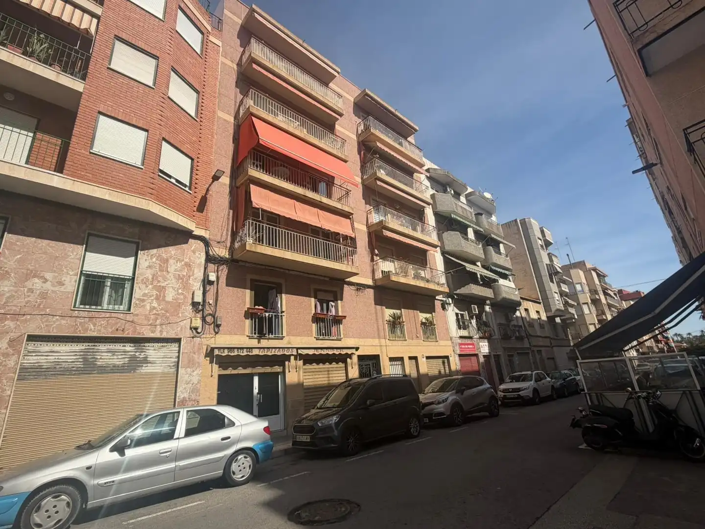 Vista exterior de Local en venda en Elche / Elx