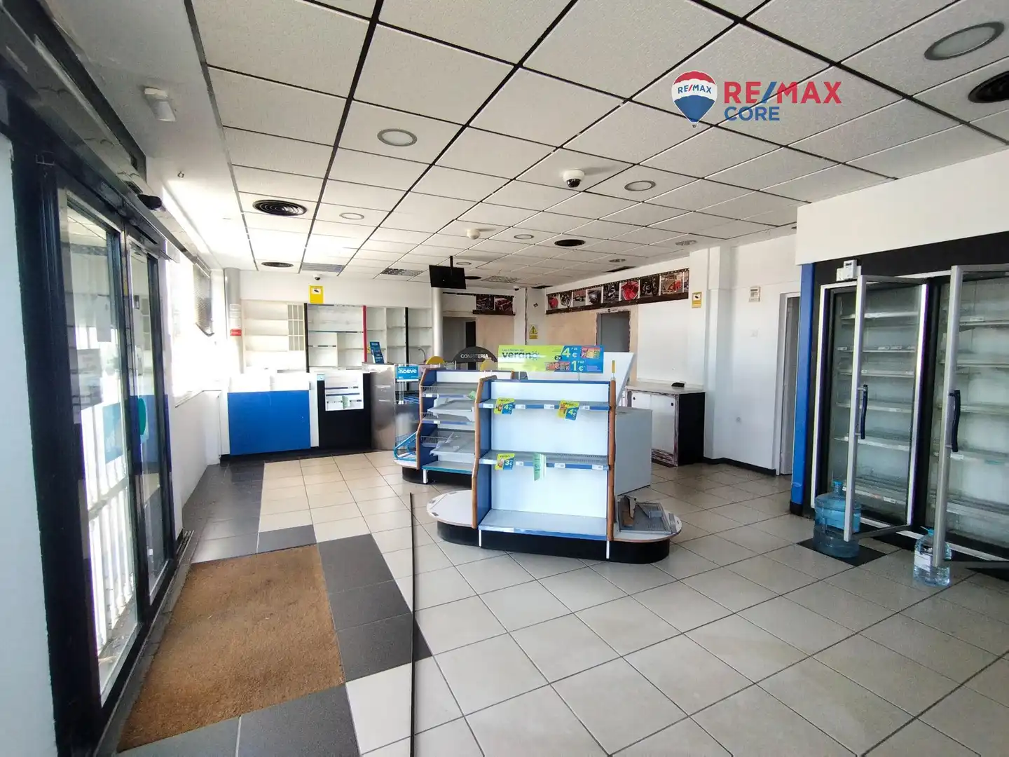 Local en venda en Badajoz amb Aire condicionat