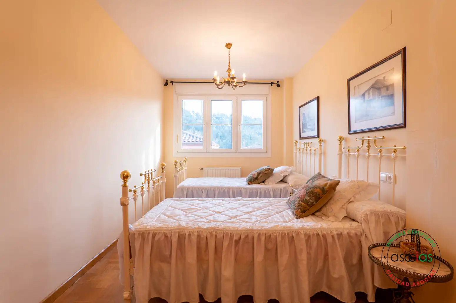 Habitación de Casa adosada en venta en Gozón con Calefacción, Jardín privado y Parquet