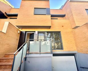 Vista exterior de Casa o xalet en venda en Picanya amb Aire condicionat, Calefacció i Terrassa