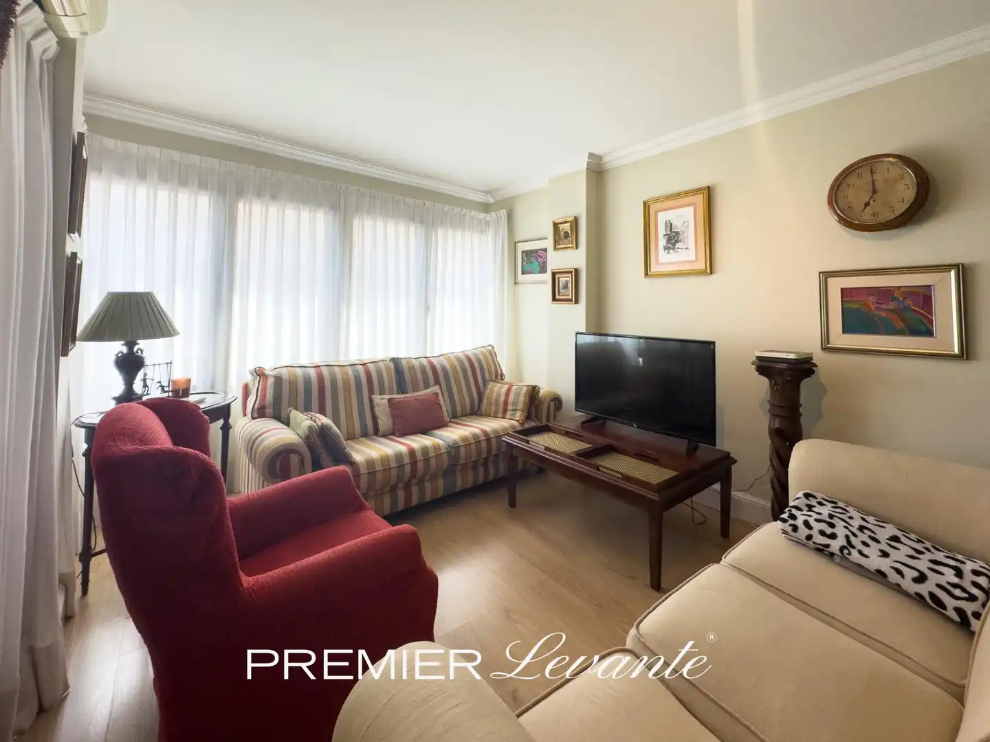 Wohnung zur Miete in Avenida de la estacion, Ensanche - Diputación