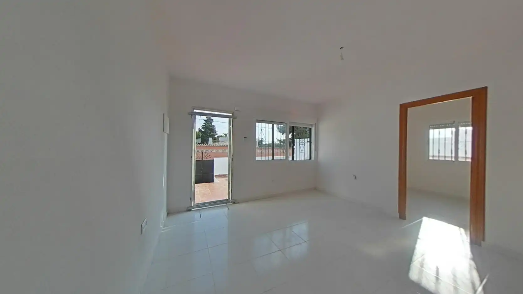 Sala d'estar de Casa adosada en venda en Orihuela
