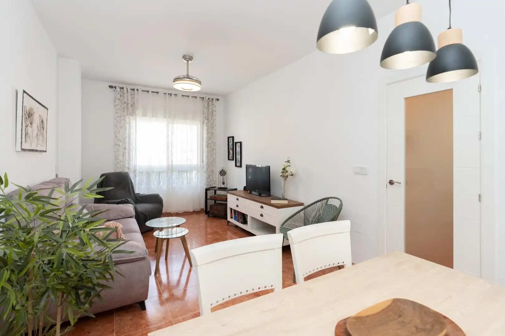 Living room of Flat for sale in Motril  with Terrace and Furnished