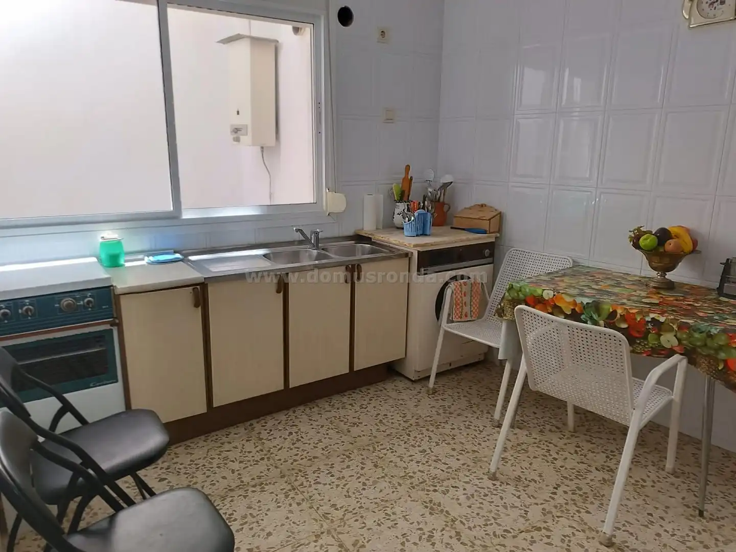 Cuina de Casa o xalet en venda en El Burgo amb Terrassa i Moblat