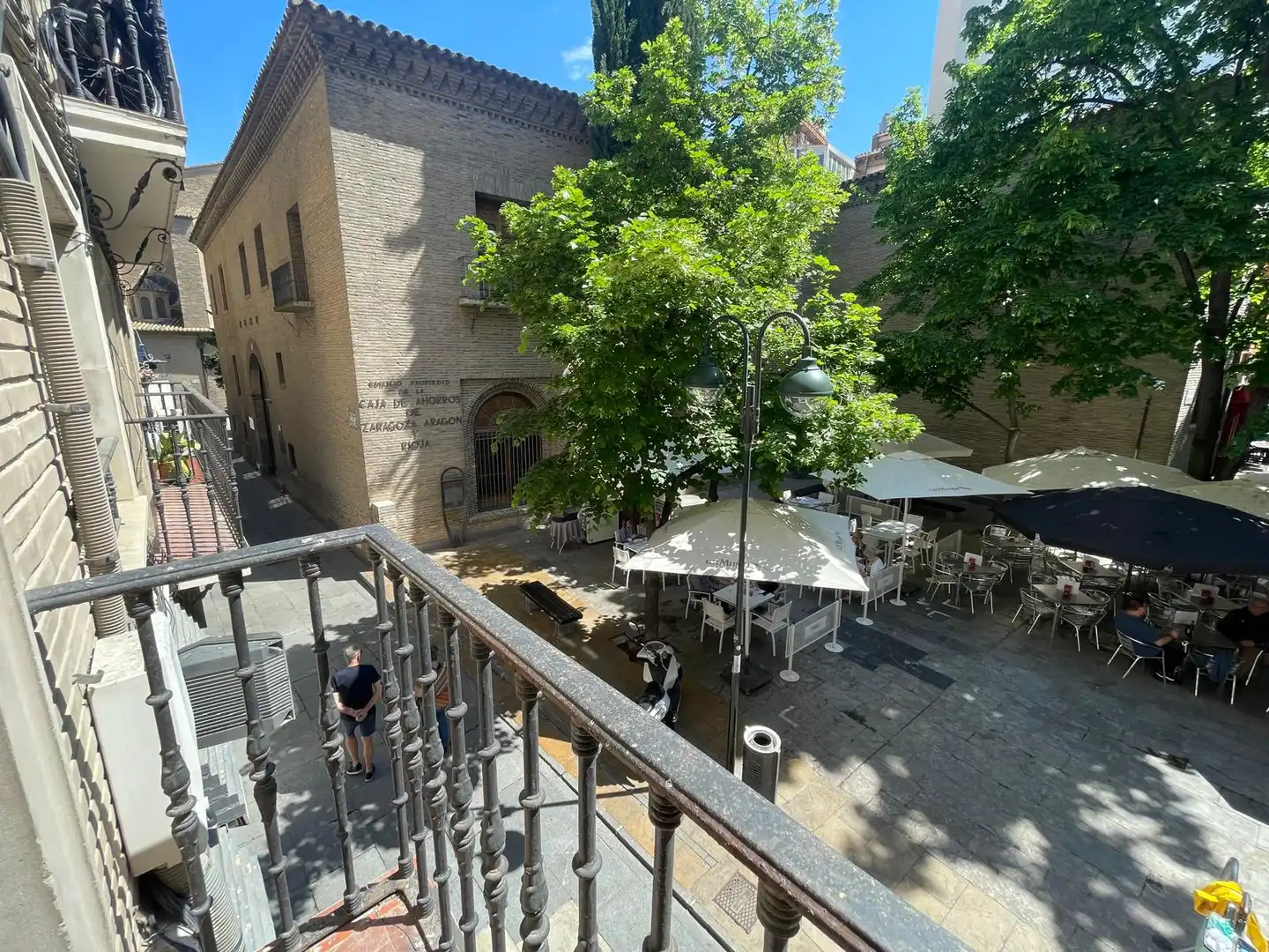 Vista exterior de Piso en venta en Zaragoza con Calefacción y Balcón