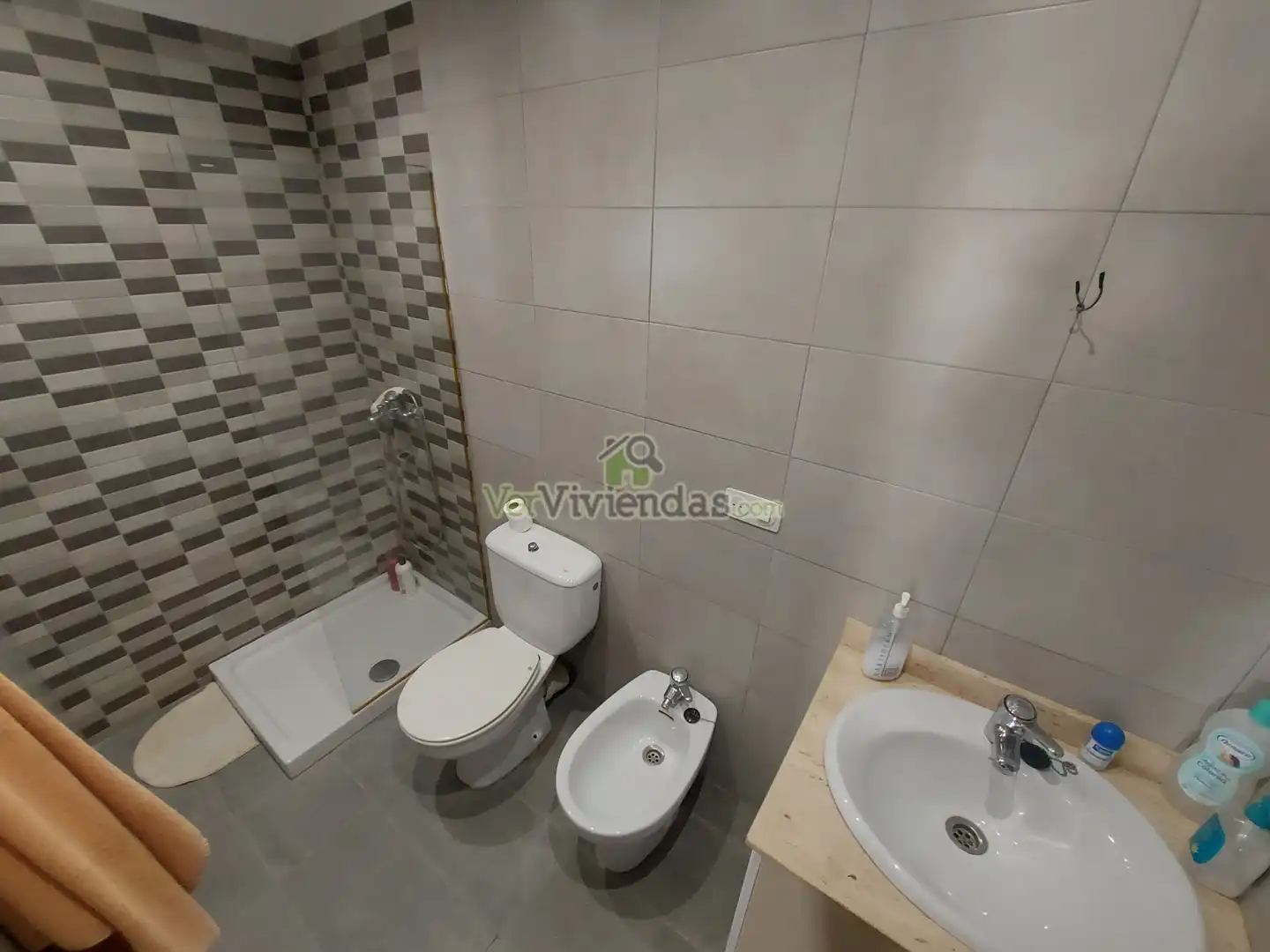 Bany de Casa o xalet en venda en Piera amb Jardí privat, Terrassa i Piscina