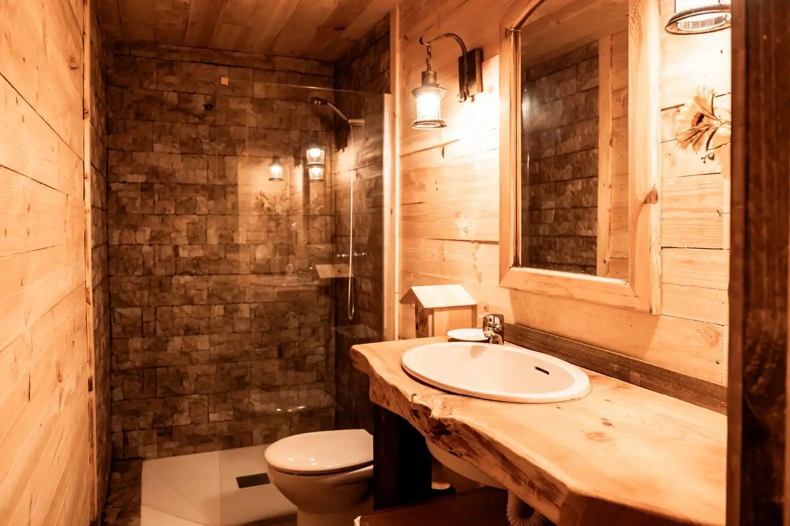 Bathroom of Buildings for sale in Cercedilla