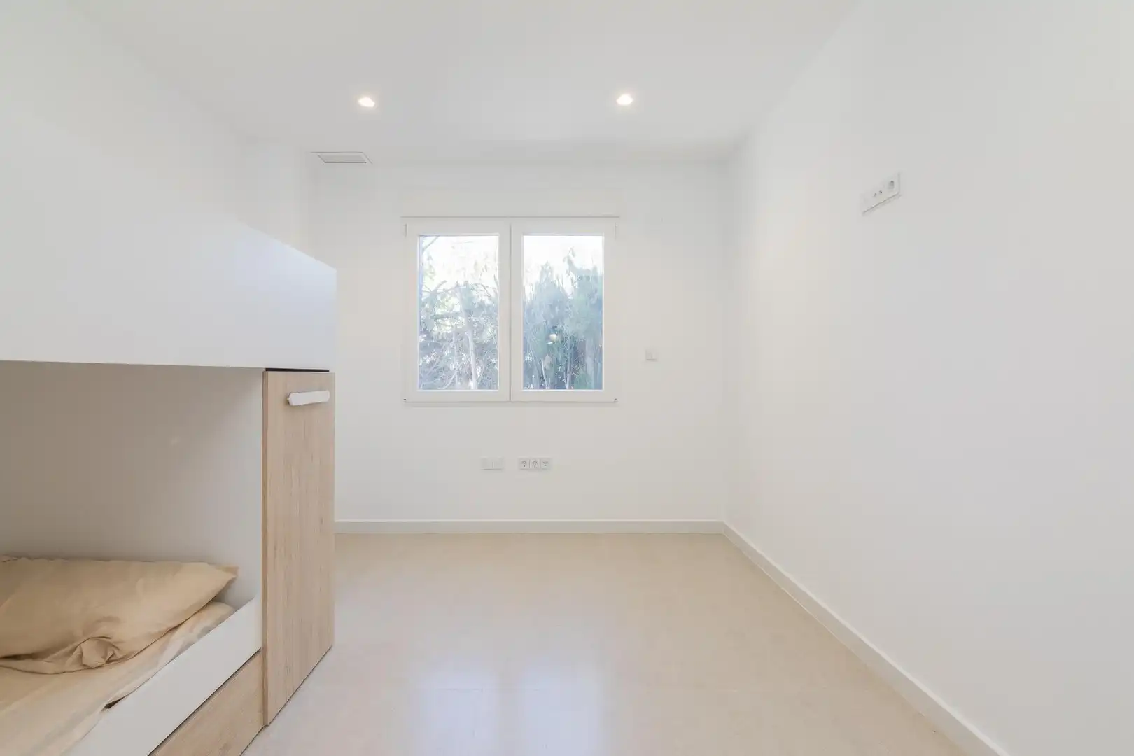 Bedroom of Houses for sale in Elche / Elx  with Air Conditioner, Private garden and Terrace