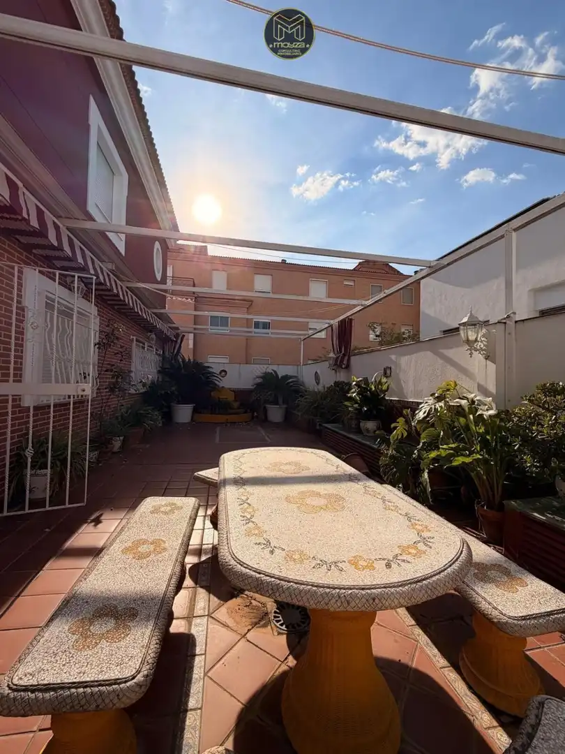 Casa amb terrassa en venda a Renfe - Bulevar 1ª y 2ª Fase, imagen 19